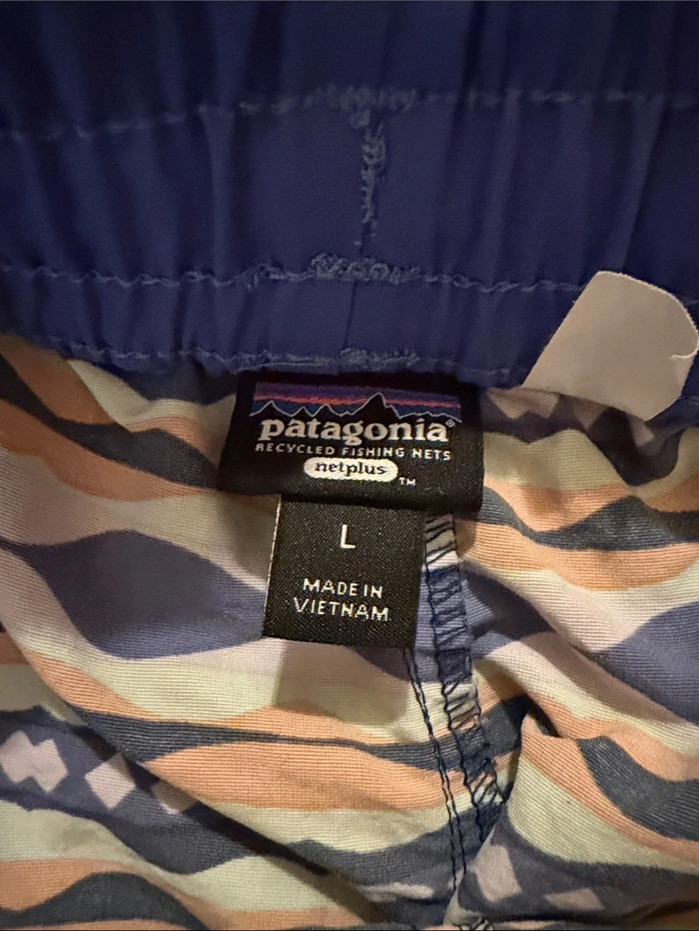 Patagonia Girls' Multicolor Wave-Patterned Shorts